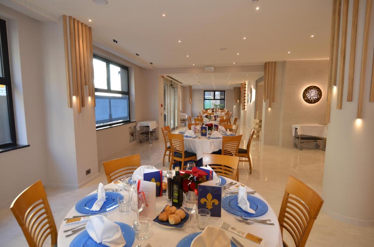 Hotel Ristorante Toscana Alassio Exteriör bild