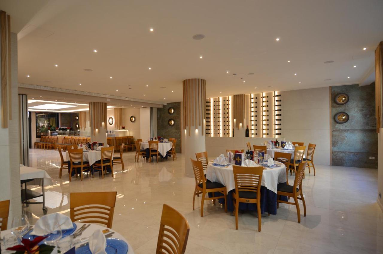 Hotel Ristorante Toscana Alassio Exteriör bild